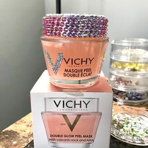 Vichy Glow Peel Mask with Volcanic Rock and AHA